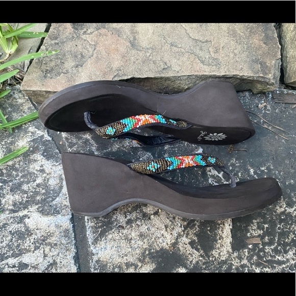 Yellow Box Tribe Turquoise Brown Orange Beaded 2” Wedge Sandal’s Size 7 … - Picture 5 of 8